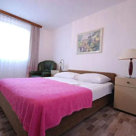 Apartment Pero *